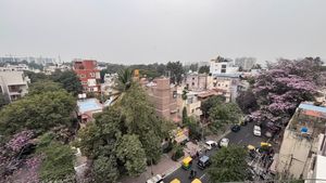 Is Bengaluru Slowly Turning into a Gas Chamber? Rising Air Quality (AQI) Sparks Fresh Alarm