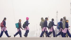 Delhi-NCR Schools Closed On Tomorrow? GRAP Stage IV Curbs Trigger Fresh Uncertainty for Jan 19 (Monday)