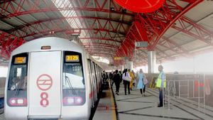 Delhi Metro Issues Republic Day 2026 Travel Advisory: Timings, Gate Closures and Free Rides Explained