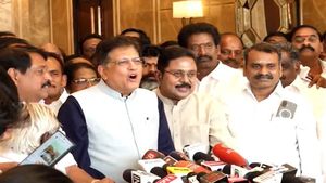 Explained: Why TTV Dhinakaran Chose NDA Over Thalapathy Vijay's TVK