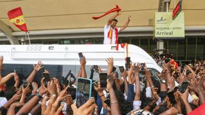 CBI Ramps Up Pressure in Karur Stampede Case; Seizes Vijay’s Campaign Bus