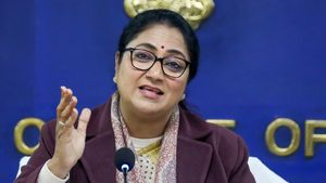 CM Rekha Gupta Launches 75 CM SHRI Schools, Introduces AI-Enabled Classrooms and Skill Labs