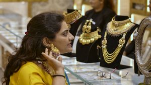 Gold & Silver Prices In Chennai On February 12: Is It Cheaper Or Costlier Today?