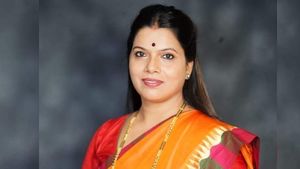 Ritu Tawde Net Worth: Know Financial Assets of BJP's Mumbai Mayor Candidate Ritu Tawde