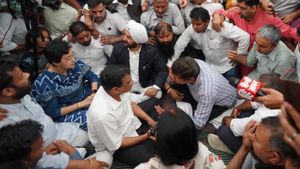 Palam Fire Tragedy: Arvind Kejriwal Blames Govt Negligence, Seeks Probe Into Fire Response