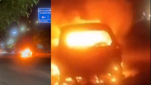 Family Of Five Returning From Vaishno Devi Killed In Car Fire On Delhi-Mumbai Expressway In Alwar