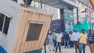 GHMC Targets Footpath Encroachments Near Hospitals, Markets And Junctions Across Hyderabad
