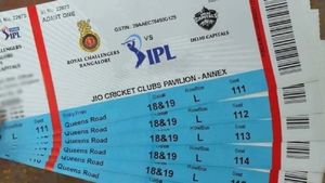 Bengaluru IPL Ticket Scam: Accused Sold Tickets Worth ₹17.5 Lakh in Black