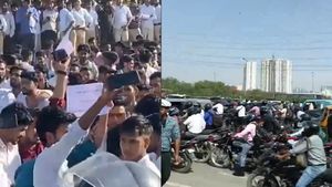 Noida Traffic Jam Alert: Kilometres-Long Jam Hits DND, NH-9 And Sector 62 Amid Factory Workers’ Protest