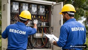 Bengaluru Power Cut Today: Is Your Area On the List? How to Report It to BESCOM Instantly?