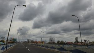 Kolkata Weather: Temperature Feels Like 52°C As Residents Face Severe Heat Before Evening Thunderstorms