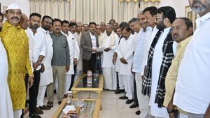 Siddaramaiah Submits Resignation, But Raj Bhavan Says Only Governor Can Accept It