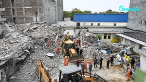 Delhi Building Collapse: 71-Year-Old Owner Arrested After Six Die In Mehrauli Tragedy Near Saket Metro