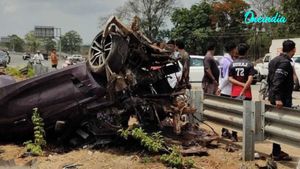 BMW Z4 Torn Apart In Deadly Highway Crash In Badlapur, Two Killed Returning From Birthday Party, Probe On 