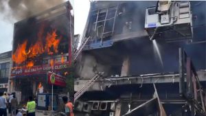 Demolition Ordered Again Nearly A Decade After Initial Action Against The Lucknow Building, Claimed 15 Lives