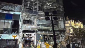 15 Dead in Lucknow Fire: What Happened Inside the Aliganj Building and the Questions That Remain