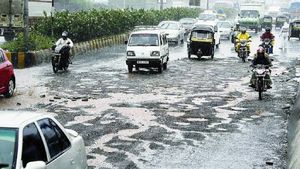 Why Do Mumbai's Roads Keep Breaking? The Real Problem Isn't the Rain — It's the System