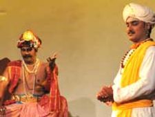    ಮೈಸೂರಿನ ಪತ್ರಕರ್ತರಿಂದ ಸಂಕ್ರಾಂತಿ ನಾಟಕ