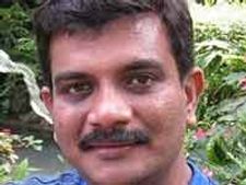 ಇದ್ದು ಇಲ್ಲದಂತೆ ಅವಿತಿರುವೆ ನಿರೀಕ್ಷೆಗಳಲಿ