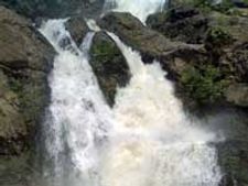 ಮಳವಳ್ಳಿ ಬೆಂಕಿ ಜಲಪಾತ ನೋಡೋಣ ಬನ್ನಿ
