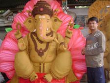 ಧಾರವಾಡದ ಪರಿಸರ ಪ್ರೇಮಿ ಕಲಾವಿದ ಮಂಜುನಾಥ