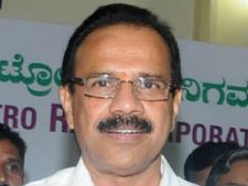 ಅಧಿಕಾರದಲ್ಲಿ ಇನ್ನೆಷ್ಟು ದಿನ : ಡಿವಿಎಸ್ ವಿಷಾದ ಗೀತೆ