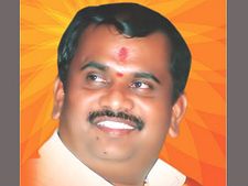 ಕರವೇ ಅಧ್ಯಕ್ಷ ಸ್ಥಾನದಿಂದ ನಾರಾಯಣ ಗೌಡ ಕಿಕ್ಡ್ ಔಟ್ 