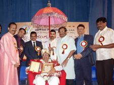 ಮುಖ್ಯಮಂತ್ರಿ ಚಂದ್ರುಗೆ 'ಧ್ವನಿ ಶ್ರೀರಂಗ' ಪ್ರಶಸ್ತಿ ಪ್ರದಾನ