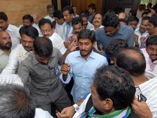 ಜೈಲನ್ನೇ ಆಫೀಸ್ ಮಾಡಿಕೊಂಡ ಜಗನ್ನಿಗೆ 'ED' ಭೀತಿ