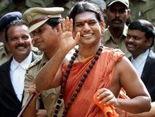 ನಿತ್ಯಾನಂದನ ಕಣ್ಣು ಮಹಾಲಿಂಗೇಶ್ವರ ಮಠದ ಮ್ಯಾಲ