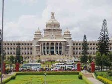 ಕಾವೇರಿ ನೀರಿಗಾಗಿ ಹೋರಾಟ; ವಿಧಾನಸೌಧ ಘೇರಾವೊ