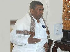 ಜೆಡಿಎಸ್ಸಿಗೆ ಸೋತ ಕೆಎಚ್ ಮುನಿಯಪ್ಪಗೆ ಜಿಕೆಟಗರಿ ಕಾಟ 