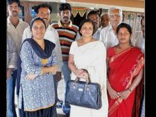 ಪ್ರಚಾರ: ರಮ್ಯಾ ಪರ ತಾಯಿ ರಂಜಿತಾ- ವಿರುದ್ಧ ರಕ್ಷಿತಾ 
