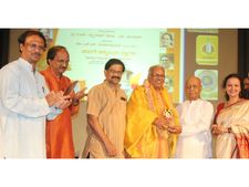 ಸಿಂಗಪುರದಲ್ಲಿ ಅನುರಣಿಸಿದ ಹಾಸ್ಯ, ಕಾವ್ಯ, ಗಾಯನ