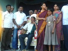 'ಕುಮಾರಣ್ಣನ ಚಕ್ಕಂದ ಯಾರಿಗೆ ಗೊತ್ತಿಲ್ಲ ಹೇಳಿ?'