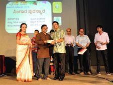 ಸಿಂಗಪುರದಲ್ಲಿ ಸ್ಥಳೀಯ ಬರಹಗಾರರಿಗೆ ಗೌರವಾರ್ಪಣೆ
