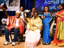 ಸಿಂಗಪುರಕ್ಕೆ ಪ್ರೇಮಲೋಕ ತಂದ ಹಂಸಲೇಖ