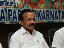 ಸಿದ್ದರಾಮಯ್ಯ ಚುನಾವಣೆಗಾಗಿ ಹಣ ಪಡೆದದ್ದು ಎಲ್ಲಿಂದ?