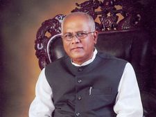 ಕೊನೆ ಕ್ಷಣದಲ್ಲಿ ಮಲ್ಲಿಕಾರ್ಜುನ ಕೈ ತಪ್ಪಿದ ಗೆಲುವು