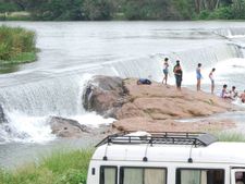 ತಮಿಳುನಾಡಿಗೆ ಹರಿದ ಕಾವೇರಿ, ರೈತರ ಪ್ರತಿಭಟನೆ
