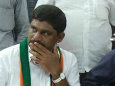 ಸಂಸದ ಪ್ರತಾಪ್ ಸಿಂಹ ಅವರನ್ನು ಪಕ್ಷದಿಂದ ಉಚ್ಚಾಟಿಸಿ : ಡಿಕೆ ಸುರೇಶ್