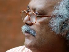 ಎಚ್ಎಸ್ ಶಿವಪ್ರಕಾಶ್ ಅವರಿಗೆ ದುಬೈ 'ಧ್ವನಿ ಶ್ರೀರಂಗ' ಪ್ರಶಸ್ತಿ