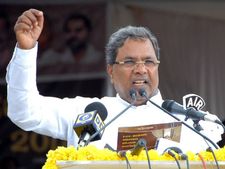 ಕನ್ನಡ ಭಾಷಾ ಮಾಧ್ಯಮ ಕಡ್ಡಾಯ: ಸಿಎಂ ಸಿದ್ದರಾಮಯ್ಯ
