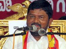 ಒಂದೇ ನಿರ್ಣಯದೊಂದಿಗೆ ಶ್ರವಣಬೆಳಗೊಳ ಸಮ್ಮೇಳನಕ್ಕೆ ತೆರೆ