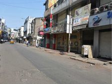 ತಮಿಳುನಾಡು ಬಂದ್ ಎಫೆಕ್ಟ್: ಬಸ್ ಇಲ್ಲ, ತರಕಾರಿ ದುಬಾರಿ