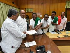 ರೈತರು ಕರೆ ನೀಡಿದ್ದ ದಾವಣಗೆರೆ ಬಂದ್ ವಾಪಸ್