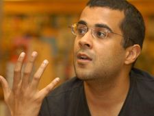 'ಚೇತನ್ ಭಗತ್ ಸಾಹಿತ್ಯ ಲೋಕದ ರಾಹುಲ್ ಗಾಂಧಿ!'