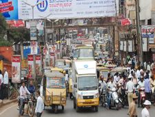 ಟ್ರಾಫಿಕ್ಕೋ ಟ್ರಾಫಿಕ್, ಹುಬ್ಬಳ್ಳಿ ಆಯ್ತಾ ಬೆಂಗಳೂರು?