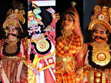 ಸಿಂಗಪುರದಲ್ಲಿ ಕೃಷ್ಣ ಸಂಧಾನ ಮತ್ತು ಗದಾಯುದ್ಧ