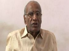 ಸಿಎಂ ಸಿದ್ದರಾಮಯ್ಯ ಅಂಜುಬುರುಕ, ಖರ್ಗೆ ಕಂಡರೆ ಅವರಿಗೆ ಗಡಗಡ 